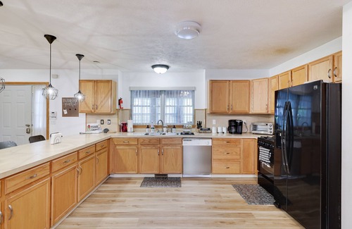 Bushkill House | Poconos House - 4BR house in Saw Creek, Bushkill