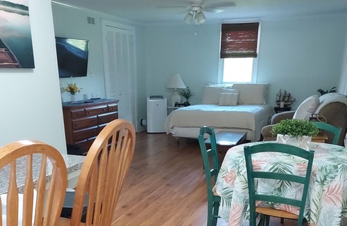 Hamlin House | Poconos private studio for 2 Located in Lake Ariel, PA