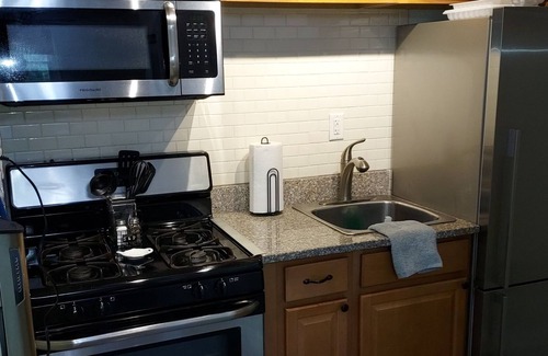 Hamlin House | Poconos private studio for 2 Located in Lake Ariel, PA