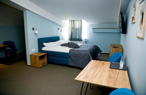 Warta Hotel | Pod Wiatrakiem