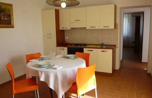 Castagneto Carducci House | Podere 'I Daini' - App. C