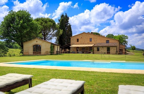 Buonconvento Villa | Podere Maiano - Private Pool Villa with 9 Bdrs and Spa