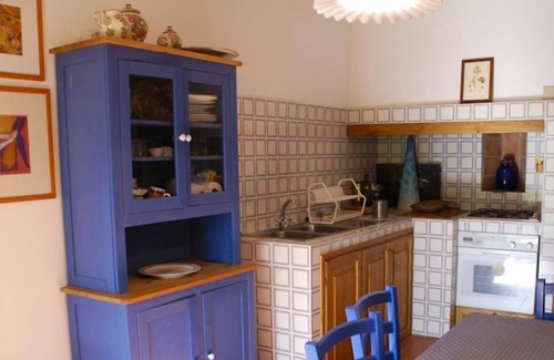 Palaia Villa | Podere Torre, independent residence with 3 apartments. AC. salt water pool