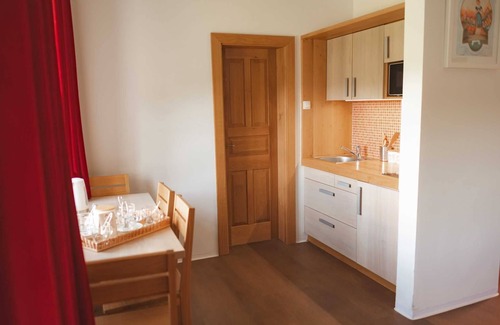 Cerklje ob Krki Apartment | PODSREDA CASTLE APP 1 EMIN
