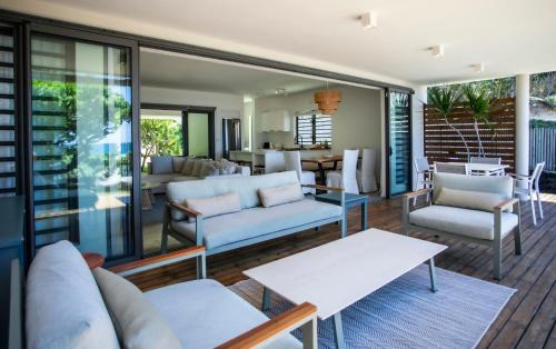 Pointe D'esny House | Poema villa