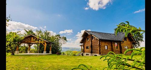 Risca Ski Chalet | Poeme Chalet