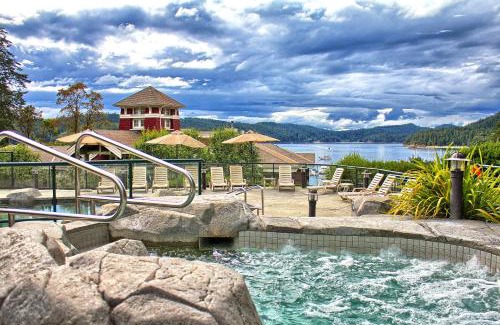 Pender Island Resort | Poets Cove Resort & Spa