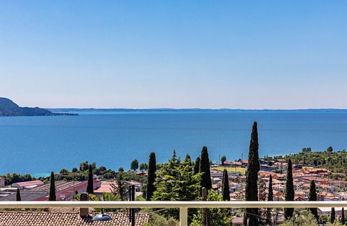Pulciano Apartment | Poggio al Sole 6 Apartment by Wonderful Italy