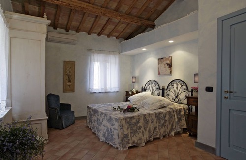 Monte Roberto Other | Poggio Montali Nestled among vineyards and olive groves