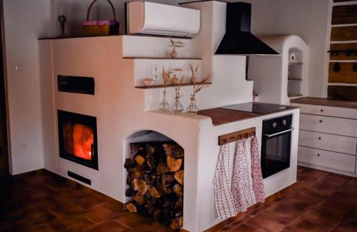 Nemojov House | Pohádková roubenka