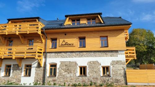 Karlovy Dvory Apartment | Pohoda Na Hůrce