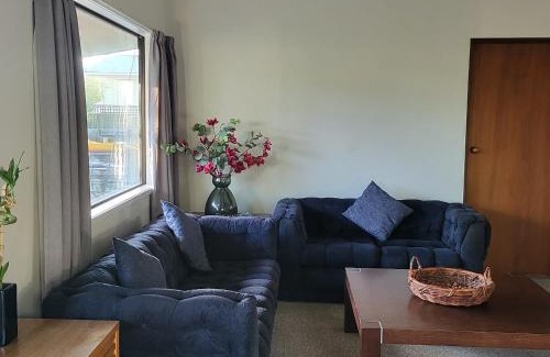 Ohope House | Pohutukawa Cottage