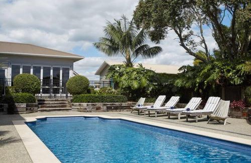 Karaka House | Pohutukawa Point Estate Homestead