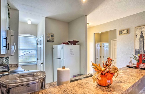 Haines City Condo | Poinciana Condo w/ Balcony & Resort Amenities