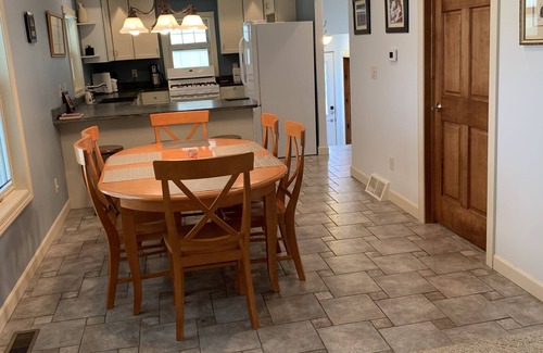 Two Rivers House | Point Beach Guest House - Large, comfortable & quiet. Large yard. Near beach!