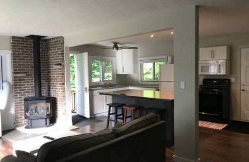 Huron-Kinloss Cottage | Point Clark Cottage Getaway