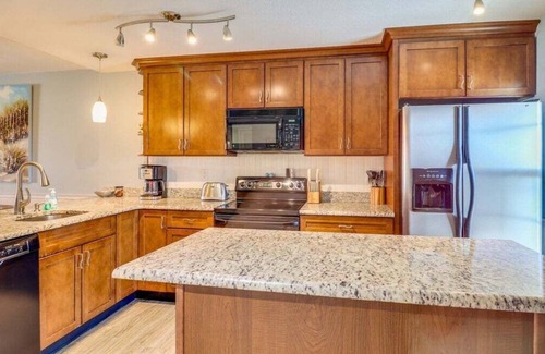 Point East Condo | Point East Paradise - Ocean & Pool View