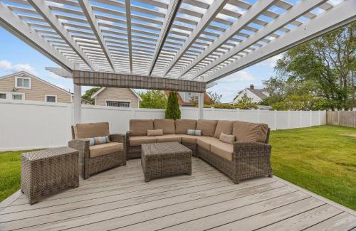 Buzzards Bay House | Point of Happiness - Bourne