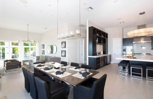South Sound Villa | Point of View: Ultra-Luxe Beach Villa w/Private Pool, Dual Jacuzzis, & Dock