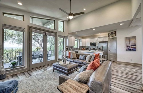 Point Venture House | Point Venture Lakehouse
