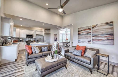 Point Venture House | Point Venture Lakehouse
