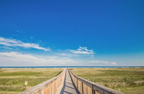 Red Fish Cove Apartment | Point West Resort #203