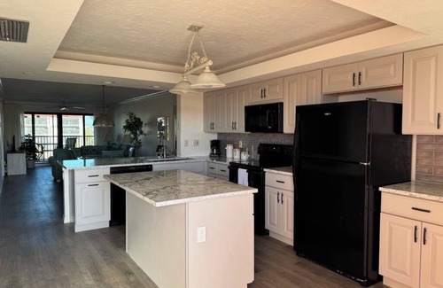 Sanibel Condo | Pointe Santo B35 on Sanibel Island. Lovely view of the beach and the pool.