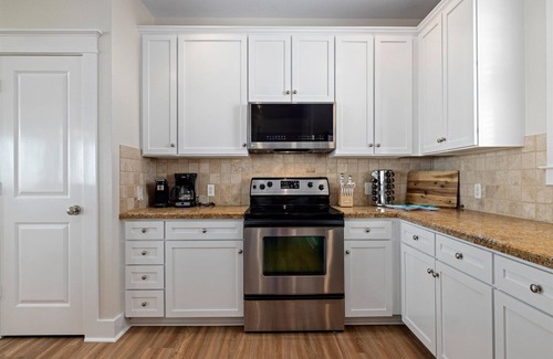 Galveston House | Pointe West BEACHFRONT next to dune walkover! - 4 bed 4 bath
