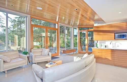 Halfmoon Bay House | Pointhouse at Sargeant Bay-Dramatic architecture to match stunning oceanfront