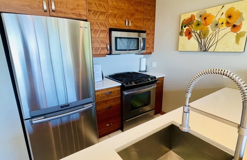 Otter Point House | Points West Oceanfront Resort 1 Bed Ocean Point Suite B
