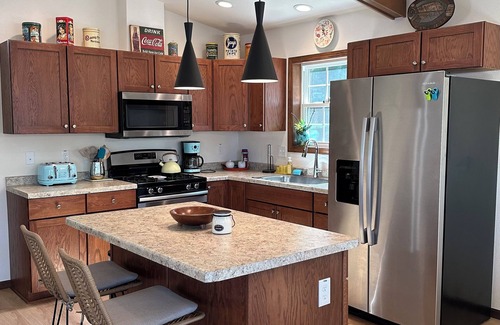 Steuben Cottage | Pointview Cottage overlooking Crooked Lake