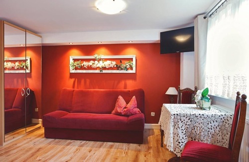 Szczytna Villa | Pokoje Gościnne Gazda