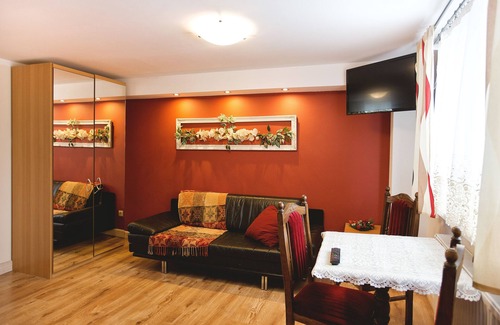 Szczytna Villa | Pokoje Gościnne Gazda