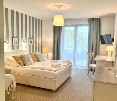 Osiedle Nida Bed & Breakfast | Pokoje Gościnne Villa Plaza