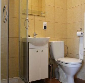 Ogrodzieniec Bed & Breakfast | Pokoje Gościnne w Ratuszu