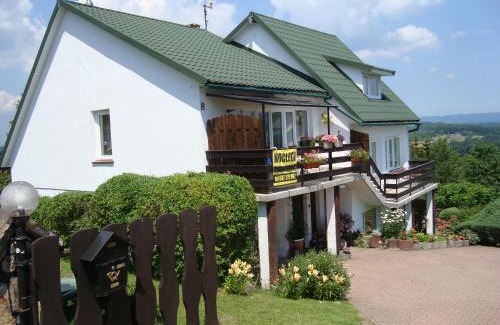 Polanczyk House | Pokoje Gościnne z widokiem na jezioro