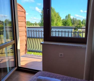 Karwia House | Pokoje i apartamenty "U Beaty"