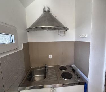 Ploty House | Pokoje pod winogronami