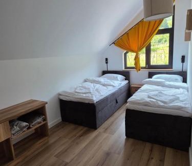 Wambierzyce Ski Chalet | Polana Jelenia Głowa