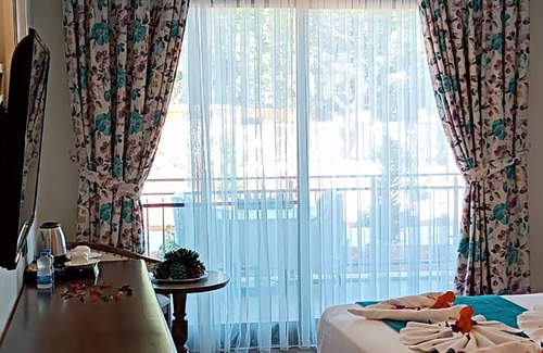 Buyukeceli Hotel | POLARİS HAYAT MOTEL