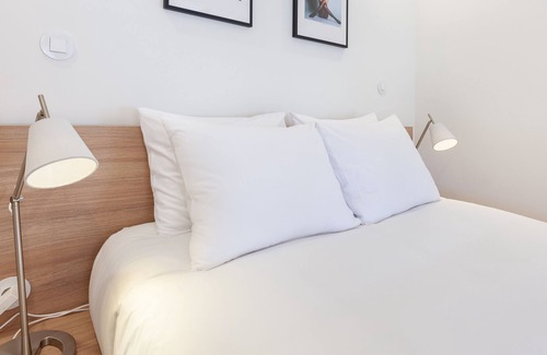 Guimaraes Apartment | Polery Apartments Center T3