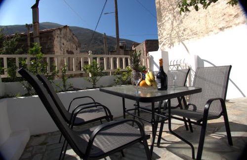 Tzitzifia House | Polidoros vintage house 13 km from Elafonisi
