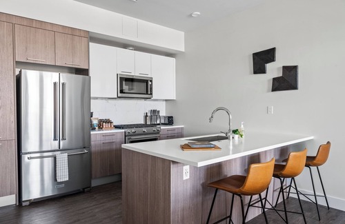 Highland Condo | Polished Stayscape | Espadin LoHi
