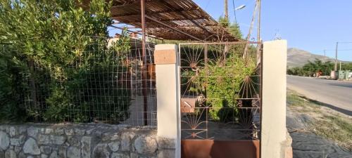 Vlachiotis House | Politimis house