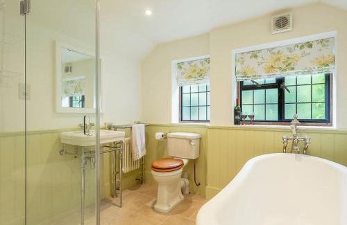 Lingfield House | Pollard Cottage
