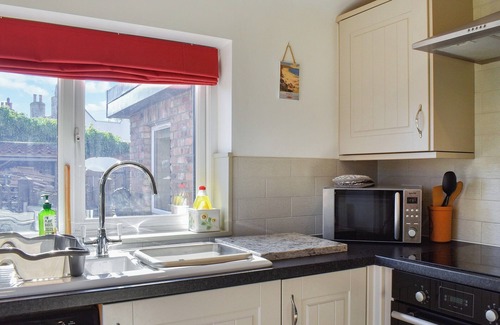 Bempton Cottage | Polly's Parlour - UK47038