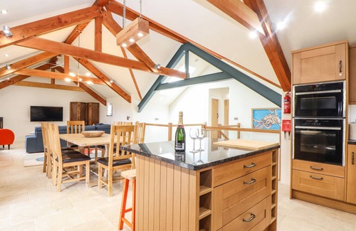 Cury Cottage | POLURRIAN HOUSE, pet friendly, luxury holiday cottage in Mullion