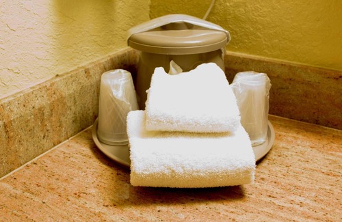 St. Cloud Hotel | Polynesian Inn