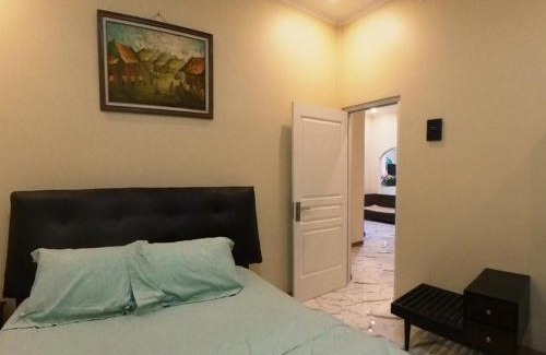 Semarang House | Pomah Guesthouse