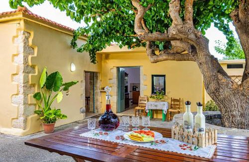 Pemonia House | Pomogna house